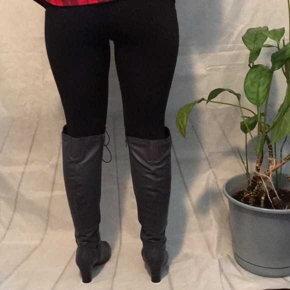 Comfortview Gray Lace Up Boots 8 1/2 & 9W NWBOX - Picture 4 of 8